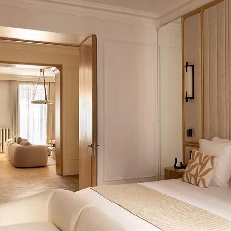 Wagram 85 - Luxury Париж