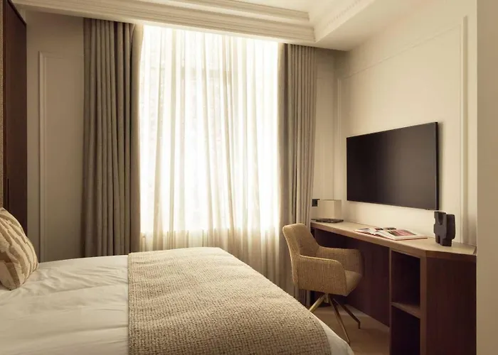 Wagram 85 - Luxury * Paris