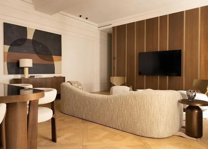 Wagram 85 - Luxury * Paris