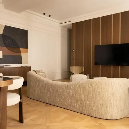 Wagram 85 - Luxury * Paryż